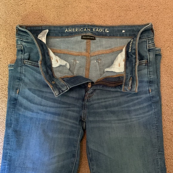 6 Regular sized American Eagle jeans - Picture 2 of 5